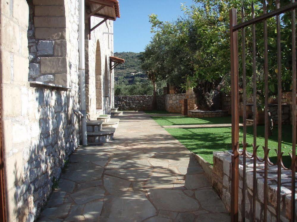 Io Villa Stoúpa Exterior photo