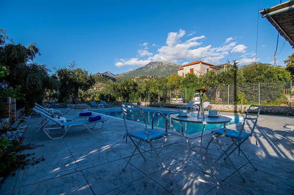 Io Villa Stoúpa Exterior photo